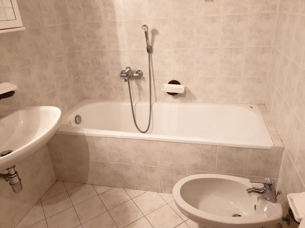 Casa Francesca Apartment Stazzona ภายนอก รูปภาพ